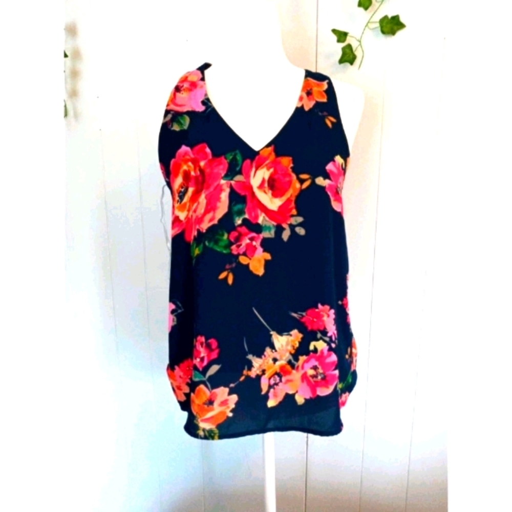 Everly  Blue Floral Sleeveless Blouse Top Small